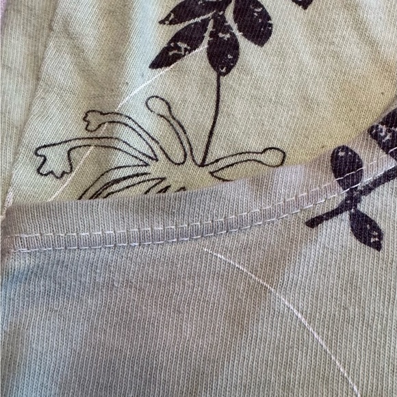 Fresh Produce. Green and Brown V -Neck tank top. Some fabric discolorations. - Picture 3 of 6